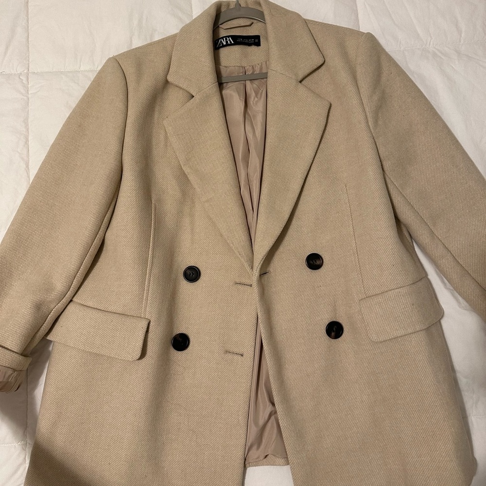 Zara beige blazer